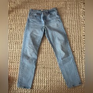Levi wedgie fit jeans. Size 26